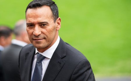 Ministro de Defensa colombiano rechaza acusaciones de traición hacia Petro después de la filtración de mensajes