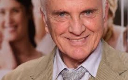 Muere Terence Stamp, actor de 'Superman', a los 87 años