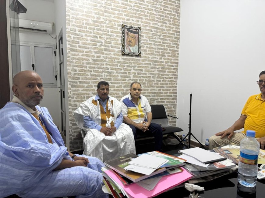 Tantawi visita la sede del "Mensaje de Paz" en Mauritania para discutir los mecanismos de difusión del pensamiento del Sharifa al-Hammadi en Europa y el Magreb.