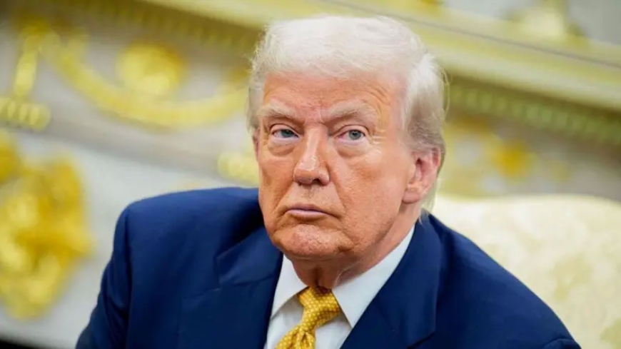 El perfil bajo de Trump desata rumores sobre su salud y el presidente responde en Truth Social