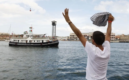La flotilla de la libertad regresa a Barcelona por el mal tiempo y estudia cuándo volver a partir a Gaza