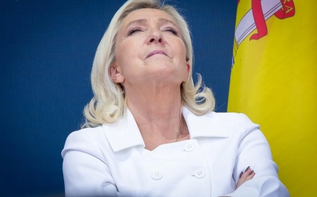 Le Pen reclama a Macron una convocatoria electoral «ultra rápida» para tener presupuestos
