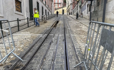 El cable subterráneo entre los vagones del funicular accidentado en Lisboa cedió, según los técnicos