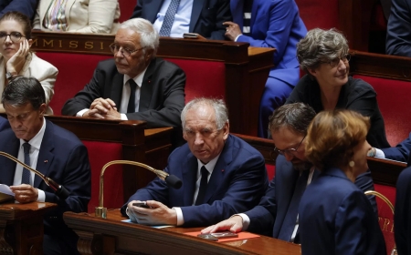 Bayrou ya presentó su dimisión a Macron, que nombrará a un nuevo primer ministro
