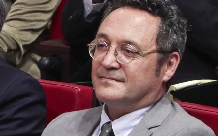 El juez rectifica y rebaja a la mitad la fianza al fiscal general, de 150.000 a 75.000 euros