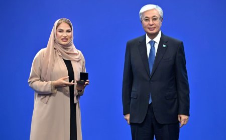 Afra Al Sabri, nombrada embajadora de buena voluntad del Congreso de Líderes de Religiones Mundiales y Tradicionales