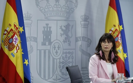 Ana Redondo descarta dimitir por la polémica con las pulseras antimaltrato pese a la presión política y a los avisos judiciales