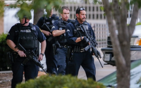 Un tiroteo en una oficina de inmigración en Dallas deja deja dos muertos, incluido el atacante