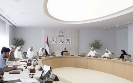 Jeque Khaled bin Mohamed bin Zayed preside la reunión del Consejo Ejecutivo de Abu Dabi