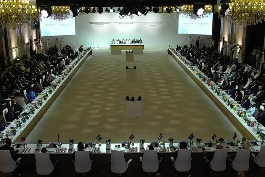 Amplia solidaridad árabe e islámica con Catar frente a la agresión israelí