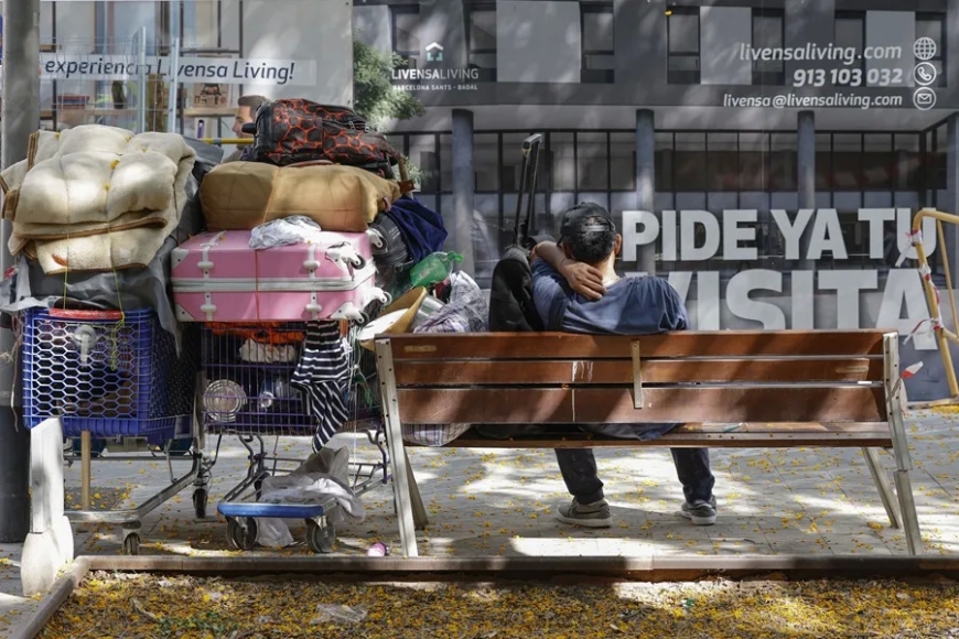 La división en Sumar ratifica la falta de apoyos para delegar las competencias migratorias a Cataluña