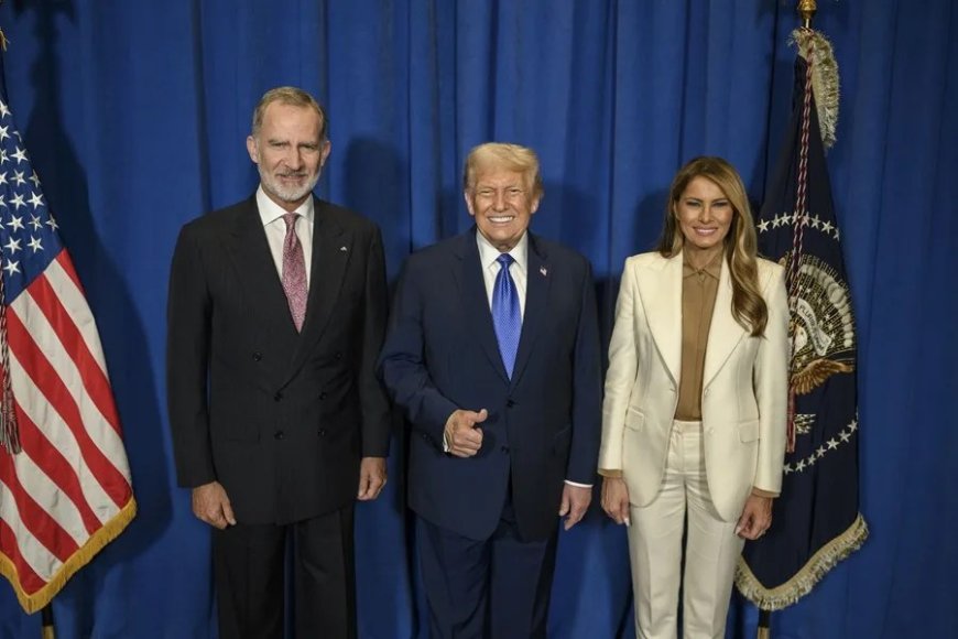 La Casa Blanca distribuye la imagen del saludo del rey y Trump en Nueva York