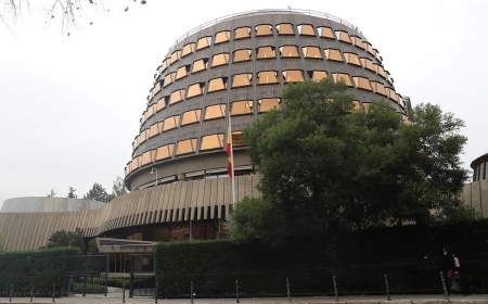 El Constitucional rechaza las objeciones del Supremo a la amnistía y avala que incluya la malversación