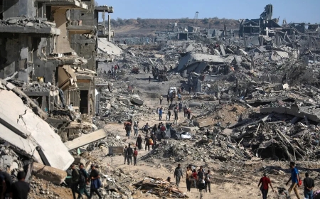 Un ataque israelí a un minibús en Gaza mata a 11 miembros de la misma familia, 7 de ellos menores