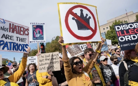 Millones de personas en todo EE.UU. protestan contra Trump: «No queremos Reyes»