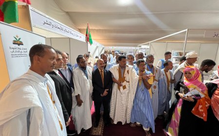 Delegaciones académicas y mediáticas visitan el pabellón de “Mensaje de la Paz” en la Feria Internacional del Libro de Nuakchot