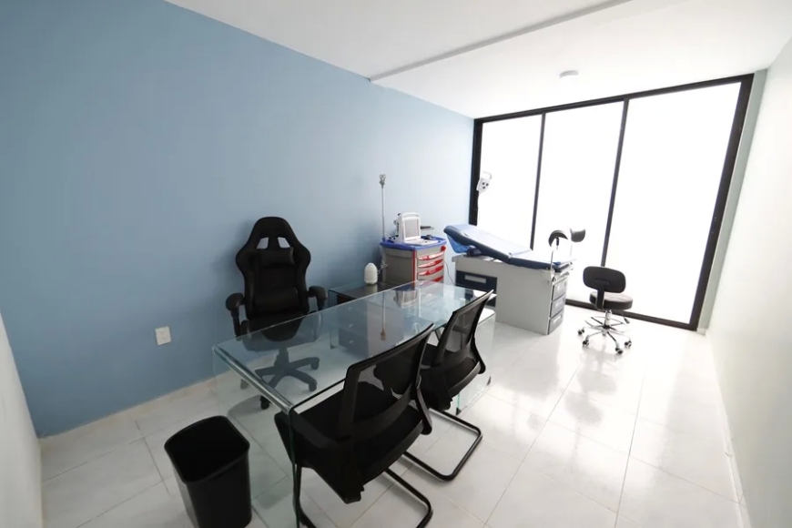 Pedro Sánchez insta a cuatro comunidades a garantizar el derecho al aborto en la sanidad pública