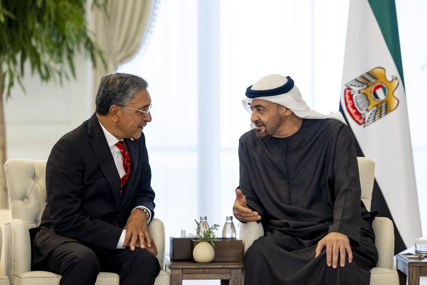 El presidente de Emiratos recibe a una delegación de la Universidad McGill