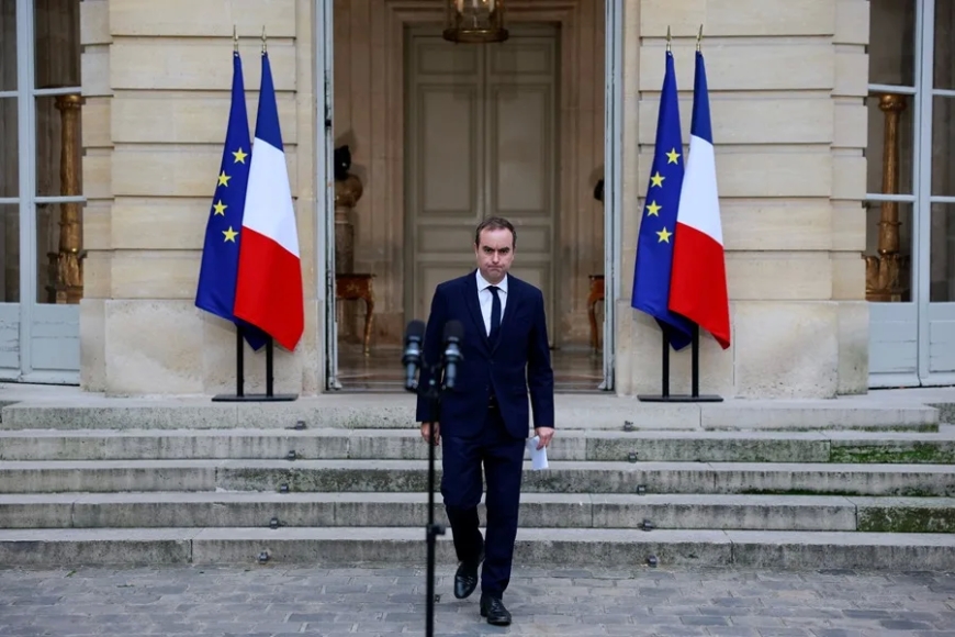 Lecornu, el inextricable regreso del fiel de Macron pocos días después de dimitir