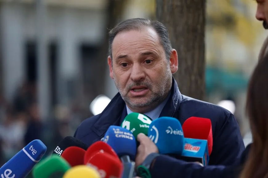 El Supremo rechaza la renuncia de Ábalos a su abogado y revisará mañana su libertad