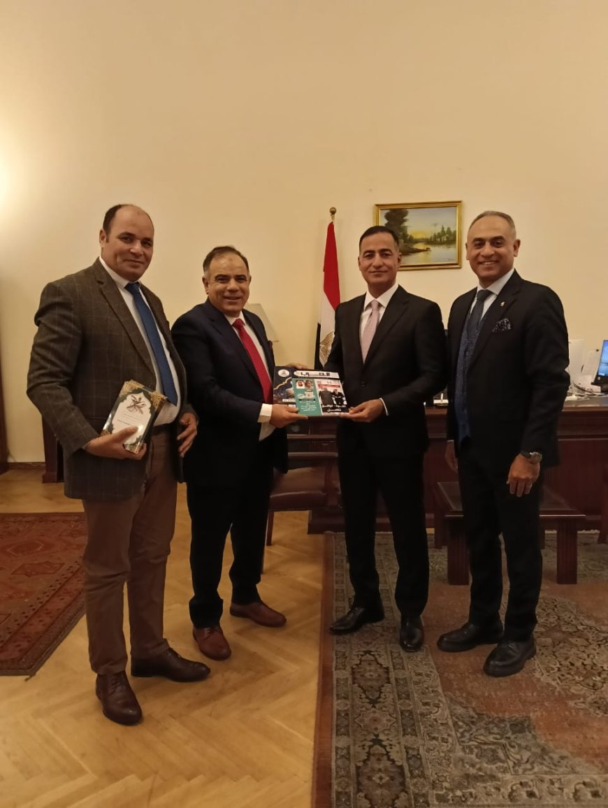 Delegación de la Fundación Mensaje de la Paz Mundial se reúne con el embajador de Egipto en la Federación de Rusia