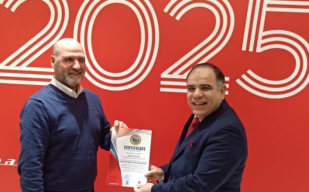 El Dr. Hassan Nasrallah honra a la delegación de la Fundación Mensaje de la Paz Mundial en la clausura del congreso internacional “El deporte como camino hacia la paz entre los pueblos”