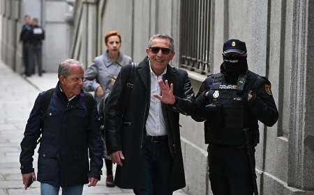 El periodista que reveló el correo clave sobre el novio de Ayuso afirma que lo tuvo seis horas antes y que no habló con García Ortiz