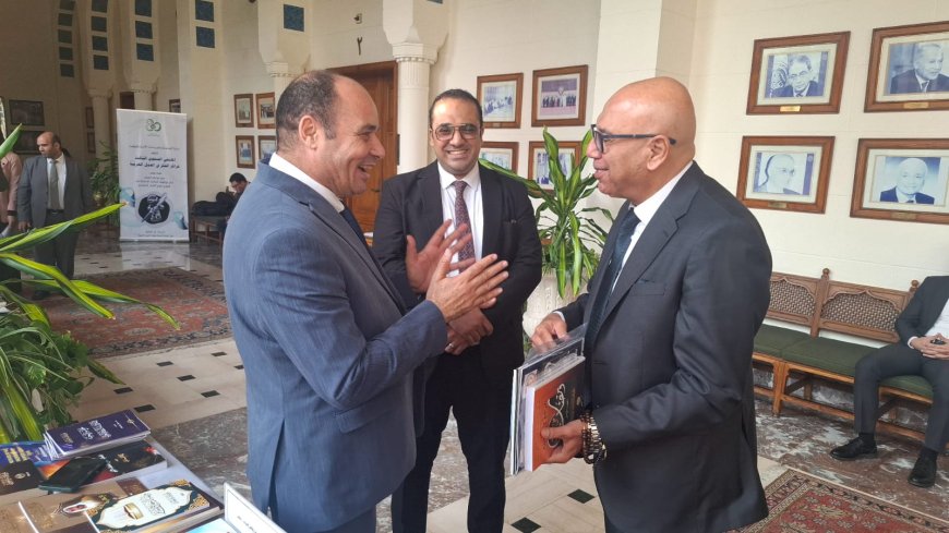 En video… El presidente del Centro Al Arab: Donamos 20 obras de Al-Sharfa Hammadi a la Biblioteca de la Liga de los Estados Árabes