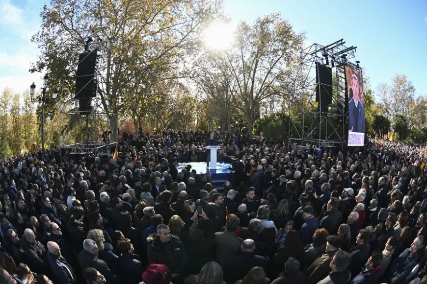 Feijóo afirma que «el sanchismo está en la cárcel y tiene que salir del Gobierno»