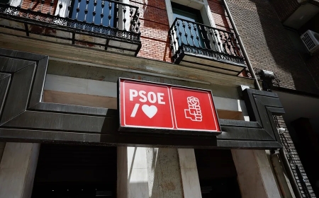 El juez exige al PSOE presentar todos los pagos en metálico entre 2017 y 2024 y no solo los vinculados a Ábalos y Koldo