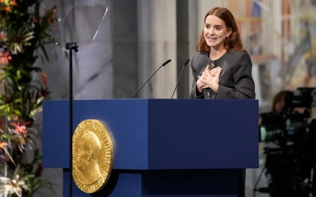 La hija de Maria Corina Machado recibe en su nombre el Nobel de la Paz en Oslo
