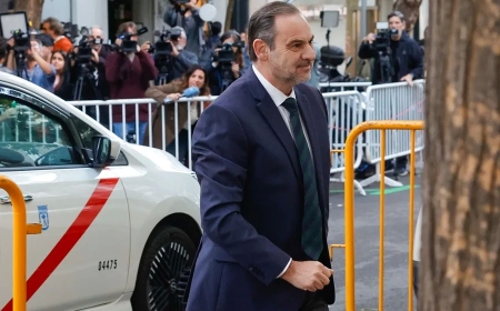 El Tribunal Supremo avala los indicios que acercan al banquillo a Ábalos por el caso Koldo