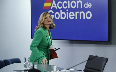 Pilar Alegría en su despedida del Gobierno: «Cuando Aragón llama, no pierdo ni un minuto»