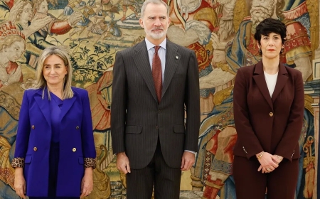 Elma Saiz será la portavoz del Gobierno y Milagros Tolón ministra de Educación y Deportes