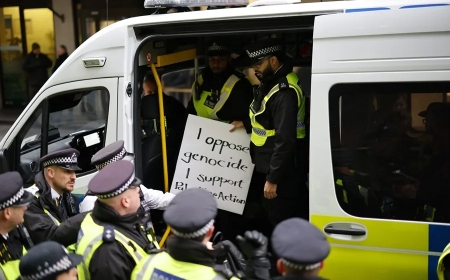 La activista Greta Thunberg es detenida en Londres en un acto de apoyo a los presos de Acción Palestina
