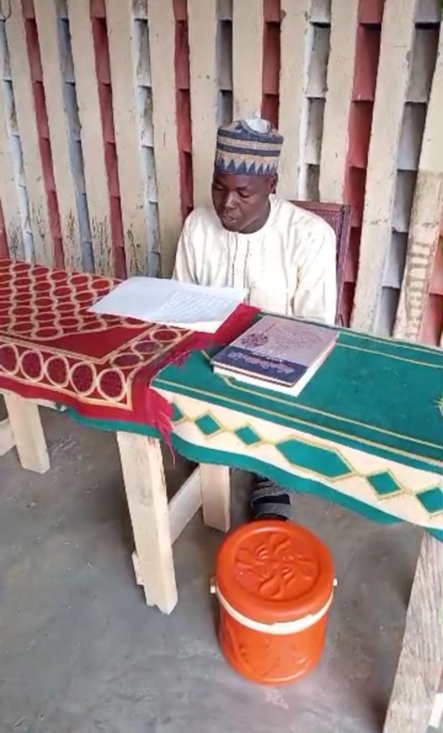 Con vídeo e imágenes… una lección educativa en Níger para explicar el artículo del pensador Ali Al-Sharif Al-Hammadi: “Muhammad tal como lo presenta el Corán… La verdad del mensaje y la falsedad de las narraciones”