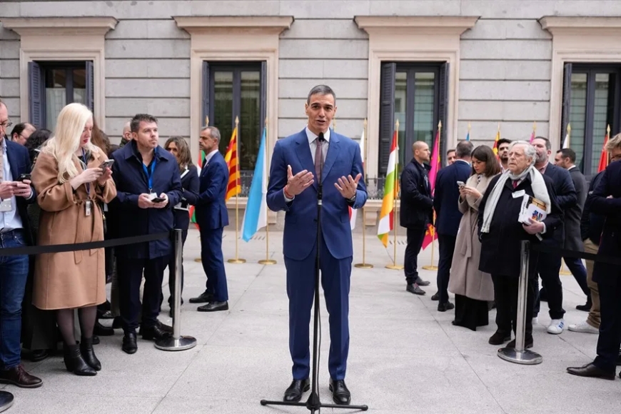 Sánchez pide paciencia con Junts y el PP niega conversaciones para una moción de censura