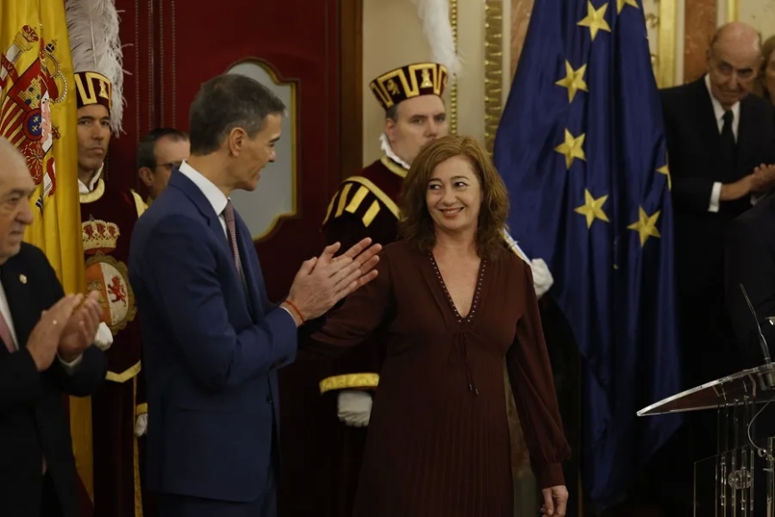 La presidenta del Congreso aboga por adaptar la Constitución a la diversidad territorial de España