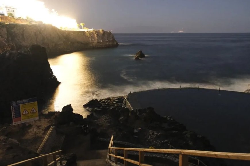 Cuatro muertos y un desaparecido en una piscina natural de Tenerife cerrada por el oleaje