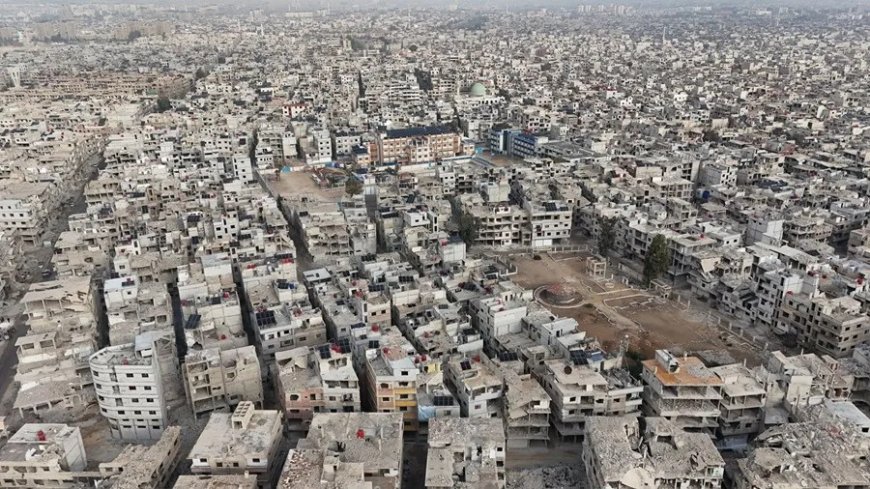 Primer aniversario de la caída de al Asad en Siria: miles de personas arrancan las celebraciones