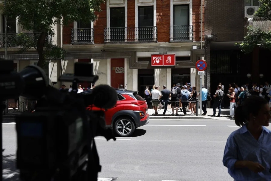 El juez abre una pieza secreta sobre los pagos en efectivo del PSOE entre 2017 y 2024