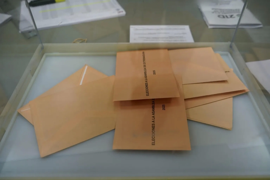 Resultados en Extremadura: El PP no alcanza la mayoría absoluta y el PSOE se desploma