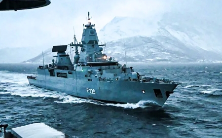 Starmer aborda con aliados europeos un posible despliegue militar en Groenlandia, según un medio británico