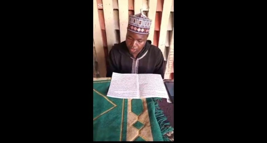 Con video e imágenes… Clase educativa en la Escuela Al-Dar Islámica en Níger para explicar el artículo del profesor Ali Al-Sharafaa: “Lectura coránica sobre la felicitación a los no musulmanes”