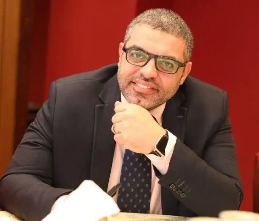 Mohamed Al-Shantnawi escribe… Entre las líneas de Al-Sharafaa: Estados Unidos cuando sobrepasa la soberanía y desprecia el derecho