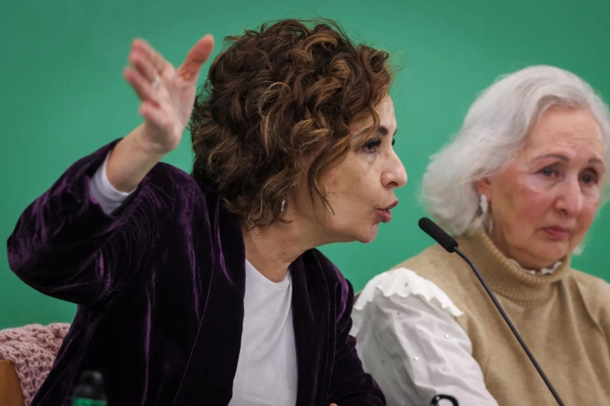 La ministra de Hacienda denuncia «mentiras y noticias falsas» sobre supuestas cesiones a los independentistas