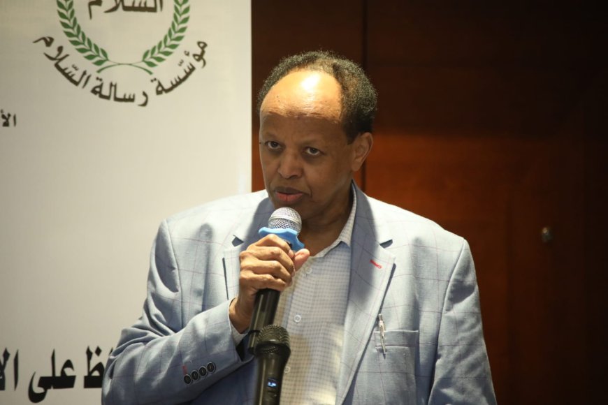 Mohamed Sheikh Hassan: “Aférrense a sus patrias con determinación… no crean en mentiras ni en llamados a la destrucción”