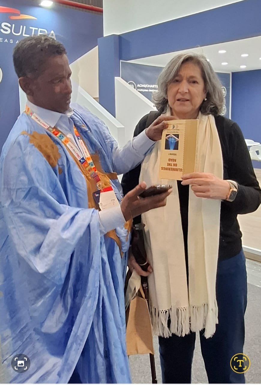 La Fundación Mensaje de Paz participa en la Feria Internacional FITUR Madrid y las obras del profesor Ali Al-Sharafaa reciben una amplia acogida