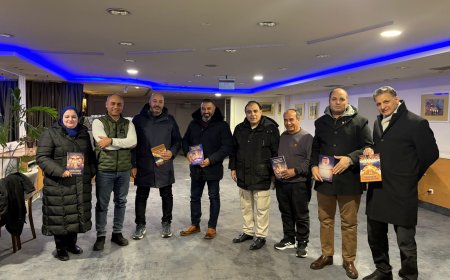  La comunidad egipcia en Hungría da la bienvenida a la delegación de la Fundación "Message of World Peace" (Mensaje de Paz Mundial) y reafirma su aprecio por la propuesta intelectual del Sr. Ali Muhammad Al-Shurafa Al-Hammadi y su proyecto ilustrado.