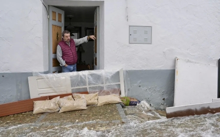 La tregua de la lluvia en Andalucía permite la vuelta a casa de una parte de los evacuados